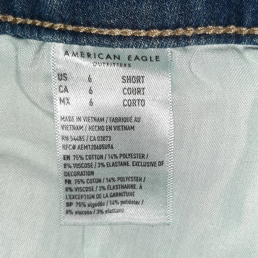 American Eagle Outfitters Dark Blue High Rise Jegging Next Level Stretch 6 Short - Picture 4 of 4